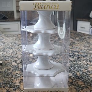 American Atelier Bianca Cup Cake Pedestal Plate